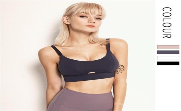 yoga sports bra european adjustable shoulder strap breathable quickdrying gather shockproof fitness women underwear7097080, White;black
yoga sports bra european adjustable shoulder strap breathable quickdrying gather shockproof fitness women underwear7097080, White;black