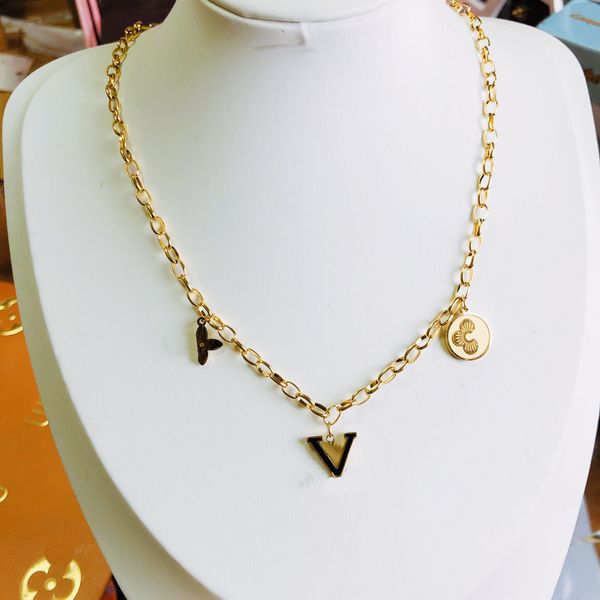 fashion new blossom letter necklace 18k gold long chain pendant necklace luxury couple family necklace designer jewelry love choker jewelry, Silver
fashion new blossom letter necklace 18k gold long chain pendant necklace luxury couple family necklace designer jewelry love choker jewelry, Silver