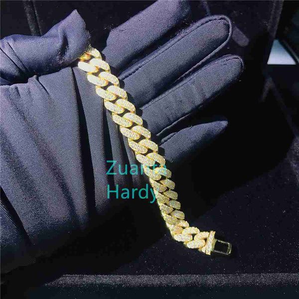 12mm moissanite diamond iced out jewelry yellow gold color cuban link bracelet, Silver
12mm moissanite diamond iced out jewelry yellow gold color cuban link bracelet, Silver