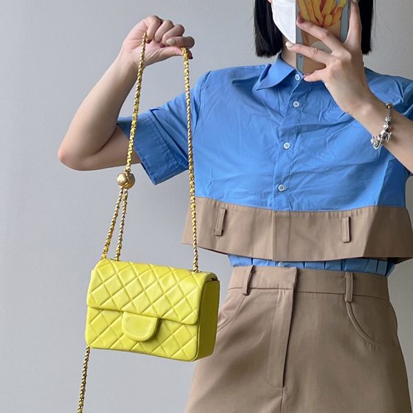 17cm womens classic mini flap square quilted bags with pearl crush gold ball metal hardware matelasse chain crossbody shoulder handbags oran
17cm womens classic mini flap square quilted bags with pearl crush gold ball metal hardware matelasse chain crossbody shoulder handbags oran