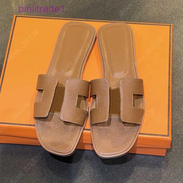 leather designer shoe for summer oran sandals womens calfskin h sandal cutout cornflower blue leather heel z yellow sandal in suede goatskin, Black
leather designer shoe for summer oran sandals womens calfskin h sandal cutout cornflower blue leather heel z yellow sandal in suede goatskin, Black