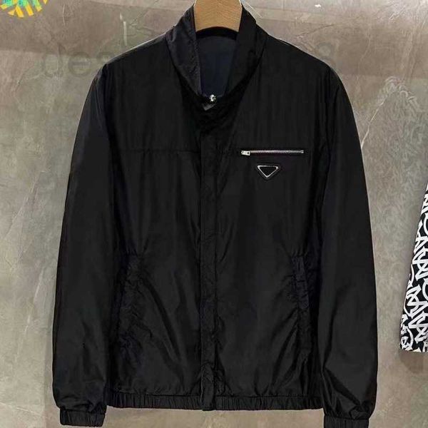 men's jackets designer 2023 classic casual jacket stand-up collar design metal triangle embroidery imported renewable nylon material le, Black;brown
men's jackets designer 2023 classic casual jacket stand-up collar design metal triangle embroidery imported renewable nylon material le, Black;brown