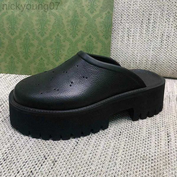 slippers luxury brand slippers hollow hole women platform slides thick bottom beach shoes casual flat shoes summer plus sizes 43 44 y23, Black
slippers luxury brand slippers hollow hole women platform slides thick bottom beach shoes casual flat shoes summer plus sizes 43 44 y23, Black