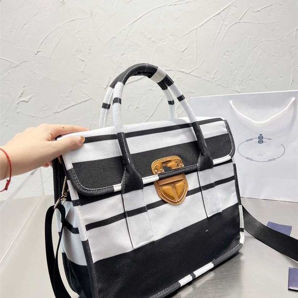 18% off 16% off 2023 fashion women's luggage computer business shoulder fashionable men's and women's handbag travel briefcas
18% off 16% off 2023 fashion women's luggage computer business shoulder fashionable men's and women's handbag travel briefcas