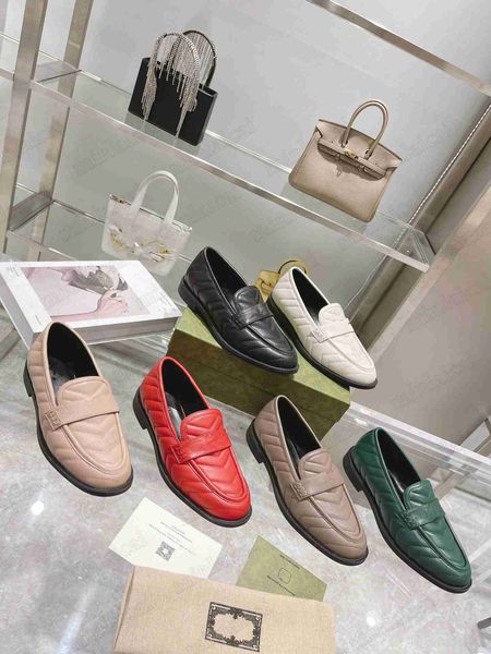 22ss v quilted leather loafers moccasins womens luxurys designers shoes classic slipon business metal button leather brand oxfords dress cas, Black
22ss v quilted leather loafers moccasins womens luxurys designers shoes classic slipon business metal button leather brand oxfords dress cas, Black