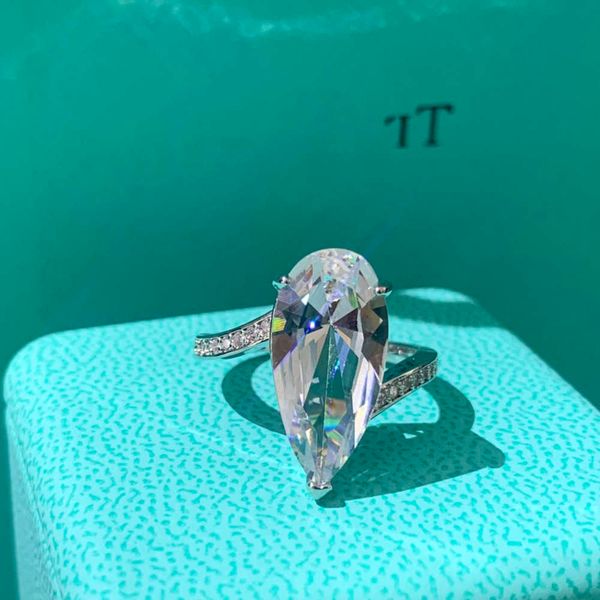 luxurys designer ring fashion and exquisite wedding rings for women trend big masonryring simple personality vintage style romantic high cla, Silver
luxurys designer ring fashion and exquisite wedding rings for women trend big masonryring simple personality vintage style romantic high cla, Silver