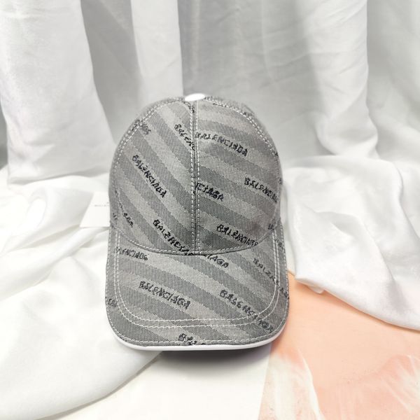 ball caps luxury designer letters cap casquette men and women applicable hat hollow embroidery sun hat fashion casual sun protection, Blue;gray
ball caps luxury designer letters cap casquette men and women applicable hat hollow embroidery sun hat fashion casual sun protection, Blue;gray