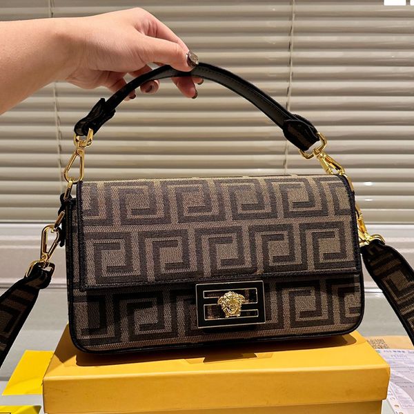 2023 women shoulder bag temperament baguette 5a modern classic fashion totes fashionable handbag luxury cross body shopping wallet 56 colors
2023 women shoulder bag temperament baguette 5a modern classic fashion totes fashionable handbag luxury cross body shopping wallet 56 colors