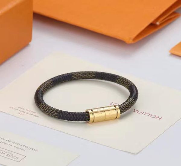 leather bracelets charm bangles fashion magnetic buckle size 17/19/21 jewelry woman man bangle wholesale designer bracelet jewelrys, Golden;silver
leather bracelets charm bangles fashion magnetic buckle size 17/19/21 jewelry woman man bangle wholesale designer bracelet jewelrys, Golden;silver