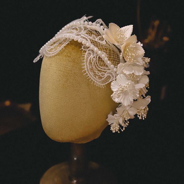 fg-0113-a new lace three-dimensional butterfly handmade flower hair band with white double layer pearl bridal dress headwear, Silver
fg-0113-a new lace three-dimensional butterfly handmade flower hair band with white double layer pearl bridal dress headwear, Silver