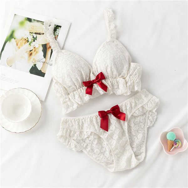 2023 new term french long girls' strapless bra with lace edges thin and comfortable sweet and underwear, Red;black
2023 new term french long girls' strapless bra with lace edges thin and comfortable sweet and underwear, Red;black