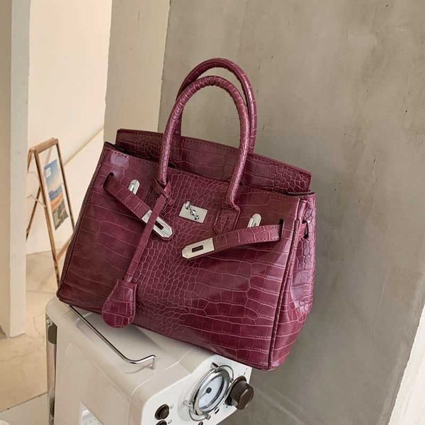 designer bag tote bag handbag crossbody bags single shoulder bags crocodile pattern bags oblique span large capacity versatile bags new fash
designer bag tote bag handbag crossbody bags single shoulder bags crocodile pattern bags oblique span large capacity versatile bags new fash