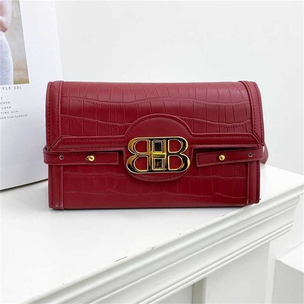 18% off 2023 handbag spring new one shoulder urban elegant fashion texture oblique cross leisure and western style mobile phone women's
18% off 2023 handbag spring new one shoulder urban elegant fashion texture oblique cross leisure and western style mobile phone women's
