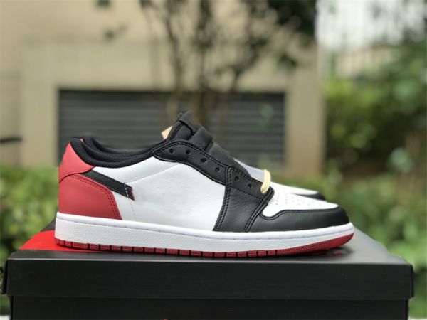 basketball shoes 1s low black toe jumpman 1 og rte outdoor shoes sneaker sports with original box
basketball shoes 1s low black toe jumpman 1 og rte outdoor shoes sneaker sports with original box