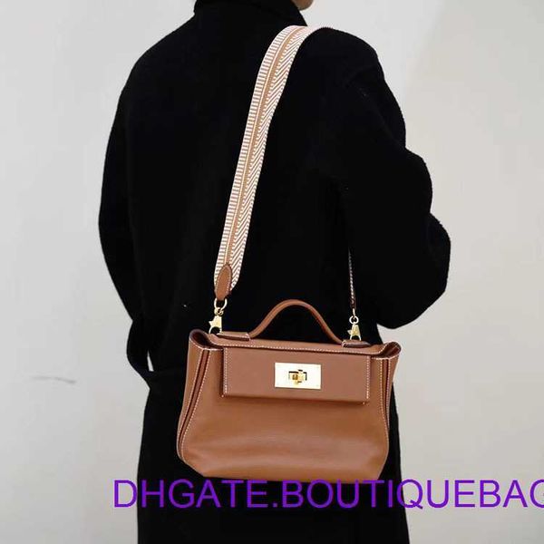 designer hremm 2424 kelys's bags for sale woven wide shoulder straps suitable bags evelyn dance with real logo
designer hremm 2424 kelys's bags for sale woven wide shoulder straps suitable bags evelyn dance with real logo