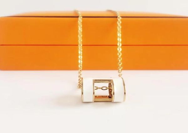 new designer fashion necklace for men and women gold letter pendant necklaces made of stainless steel jewelry gifts f3520957, Silver
new designer fashion necklace for men and women gold letter pendant necklaces made of stainless steel jewelry gifts f3520957, Silver