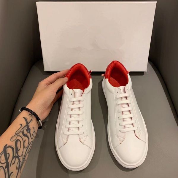 luxury white black leather woman's city sports sneakers shoes men's slip-on elastic webbing strap lace up trainers couple casual w
luxury white black leather woman's city sports sneakers shoes men's slip-on elastic webbing strap lace up trainers couple casual w