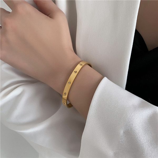 high end luxury fashion 18 star titanium steel bracelets 18k rose gold coating worn by women essential holiday gift bracelet for couples, Black
high end luxury fashion 18 star titanium steel bracelets 18k rose gold coating worn by women essential holiday gift bracelet for couples, Black