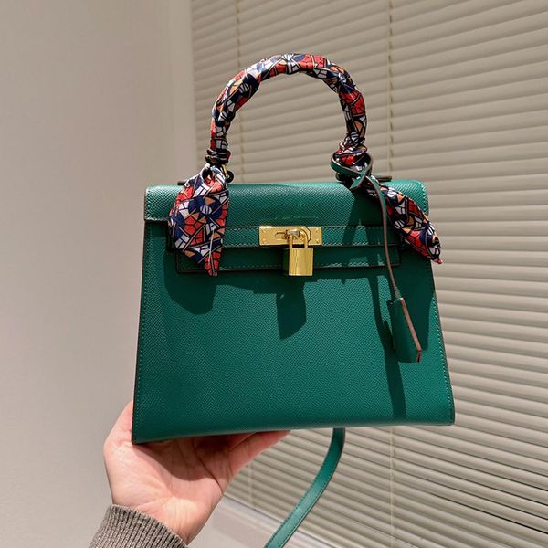 fashion designer bag womens vintage portable shoulder bag classic solid color handbag temperament crossbody bag multi function purse card ba
fashion designer bag womens vintage portable shoulder bag classic solid color handbag temperament crossbody bag multi function purse card ba