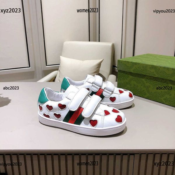 kids casual shoe hollow out red heart decoration child sneakers baby shoes new arrival shoe box children sports shoes, Black;red
kids casual shoe hollow out red heart decoration child sneakers baby shoes new arrival shoe box children sports shoes, Black;red