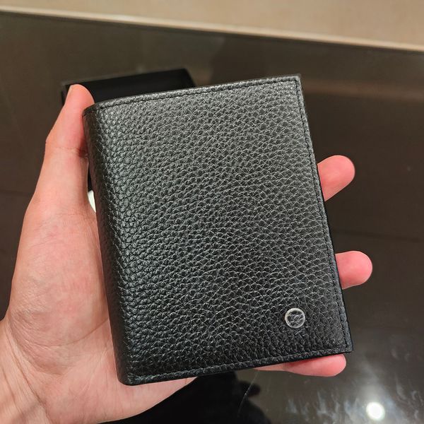 genuine leather credit wallets high end designer men organizers women handbags folding envelopes with original boxes cardholders coin purses, Red;black
genuine leather credit wallets high end designer men organizers women handbags folding envelopes with original boxes cardholders coin purses, Red;black