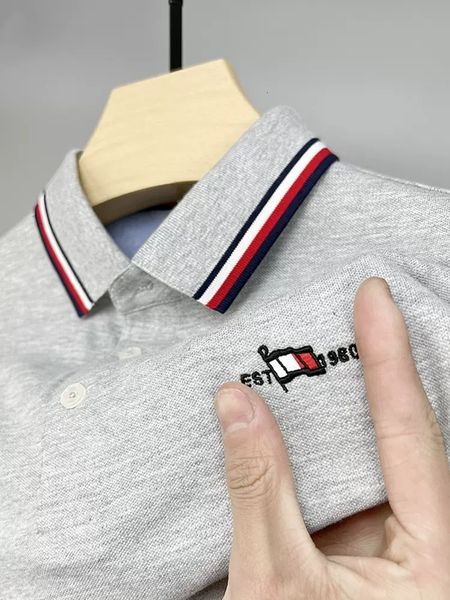 men's polos 95 cotton shortsleeved polo shirt solid color men lapel summer trend embroidery luxury tshirt brand fashion 230510, White;black
men's polos 95 cotton shortsleeved polo shirt solid color men lapel summer trend embroidery luxury tshirt brand fashion 230510, White;black