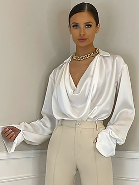 women's blouses shirts kaus elegan untuk wanita 2023 mode musim semi kerah berlipat leher v lengan panjang satin tipis seksi kemeja kas, White
women's blouses shirts kaus elegan untuk wanita 2023 mode musim semi kerah berlipat leher v lengan panjang satin tipis seksi kemeja kas, White