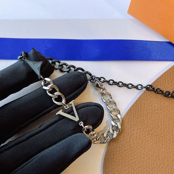 new style designer jewelry silver black love bracelet men women letter bracelets chain fashion personality hip-hop party gift, Golden;silver
new style designer jewelry silver black love bracelet men women letter bracelets chain fashion personality hip-hop party gift, Golden;silver