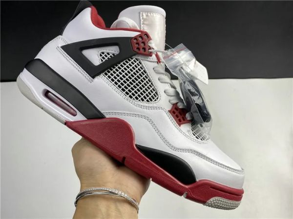 2023 new exclusive jumpman 4 og basketball designer shoes white fire red black tech grey fashion sport zapatos sneakers come with box
2023 new exclusive jumpman 4 og basketball designer shoes white fire red black tech grey fashion sport zapatos sneakers come with box