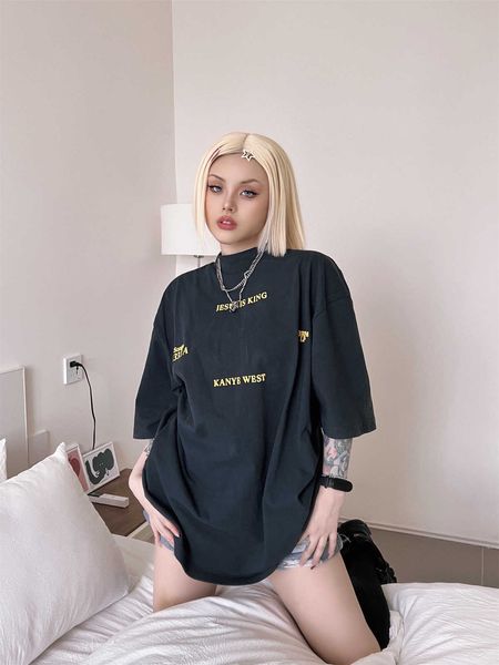 couple t-shirt designer models star with the same letter print high street american casual round neck loose short-sleeved, White
couple t-shirt designer models star with the same letter print high street american casual round neck loose short-sleeved, White