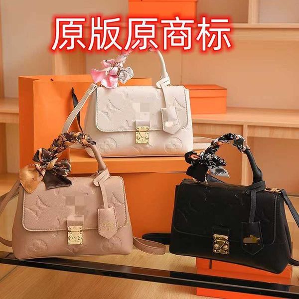 designer bags tote evening bags baobao women's 2023 new fashion embossed baobao small and versatile handheld one shoulder crossbody bag
designer bags tote evening bags baobao women's 2023 new fashion embossed baobao small and versatile handheld one shoulder crossbody bag