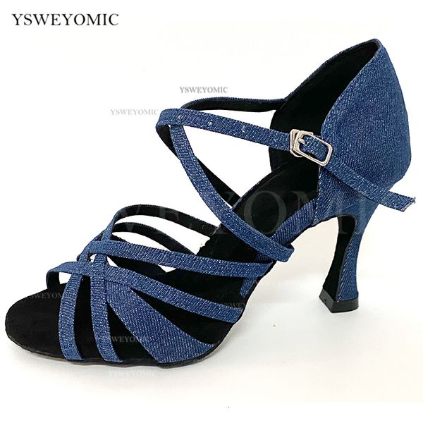 sandals winter denim comfortable latin shoes 3inch customized high heels indoor women salsa dance with wholesale price 230509, Black
sandals winter denim comfortable latin shoes 3inch customized high heels indoor women salsa dance with wholesale price 230509, Black