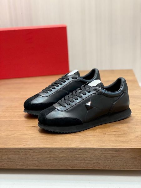 dress shoes black seankers fashion rivet design leather causal men sports comfortable female couple luxury 230509
dress shoes black seankers fashion rivet design leather causal men sports comfortable female couple luxury 230509
