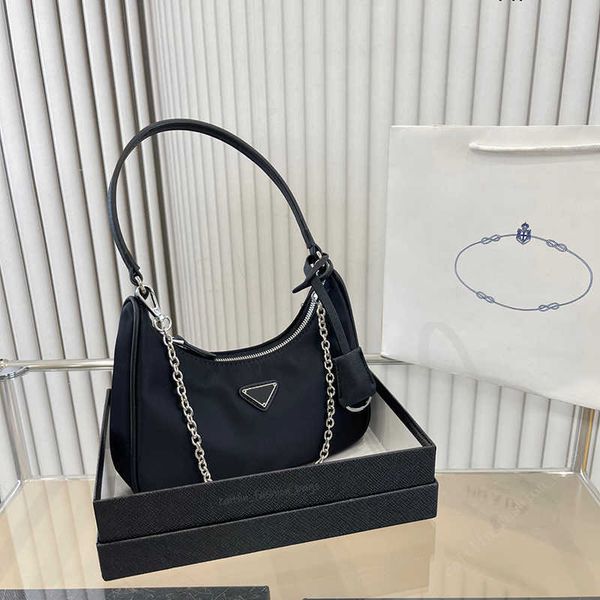 7a luxury designer handbag women's summer nylon classic one shoulder bag chain underarm bag single shoulder bag crossbody bag
7a luxury designer handbag women's summer nylon classic one shoulder bag chain underarm bag single shoulder bag crossbody bag