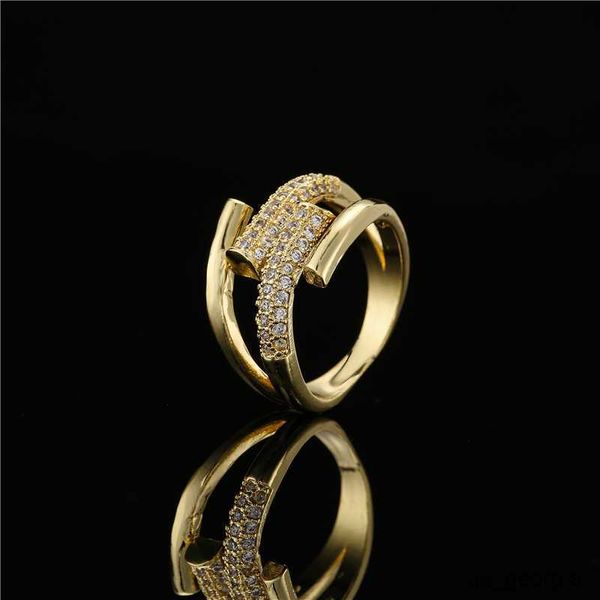 band rings trendy gold color full cubic pave setting wedding ring for women unique design geometric ring female party jewelry gift, Silver
band rings trendy gold color full cubic pave setting wedding ring for women unique design geometric ring female party jewelry gift, Silver