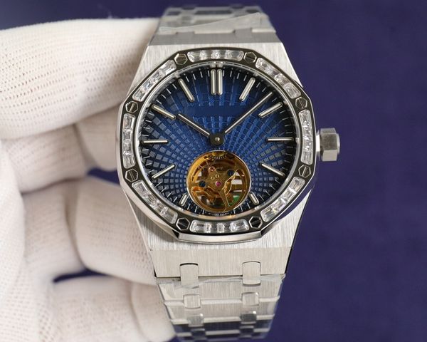 royal oak, a new ultra-thin watch from the royal tree at the geneva fair, Slivery;golden
royal oak, a new ultra-thin watch from the royal tree at the geneva fair, Slivery;golden