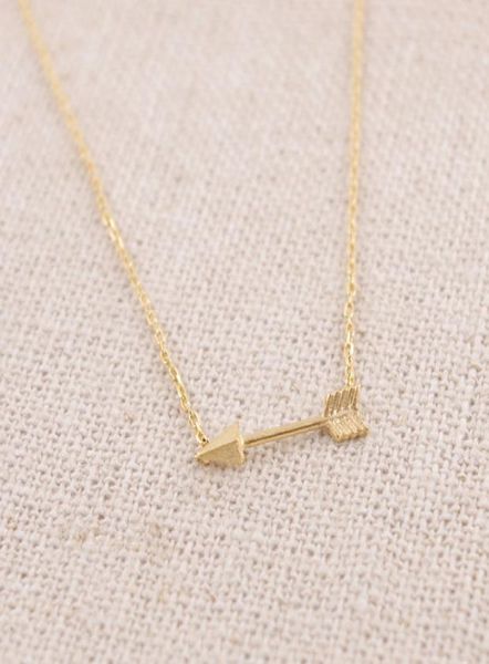 30pcs n010 gold silver tiny horizontal arrow necklace pendant for women simple cute sideways arrow necklace for men5548938
30pcs n010 gold silver tiny horizontal arrow necklace pendant for women simple cute sideways arrow necklace for men5548938