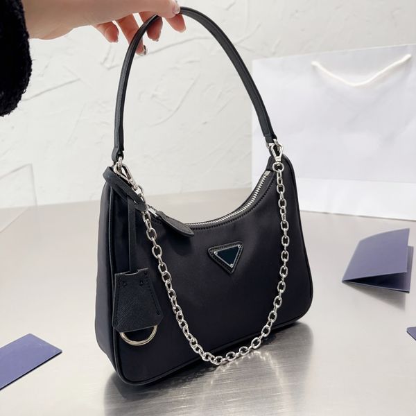 underarm clutch bag luxurys designers nylon leather shoulder bags women crossbody messenger handbag evening totes purse hobo clutch bags who
underarm clutch bag luxurys designers nylon leather shoulder bags women crossbody messenger handbag evening totes purse hobo clutch bags who