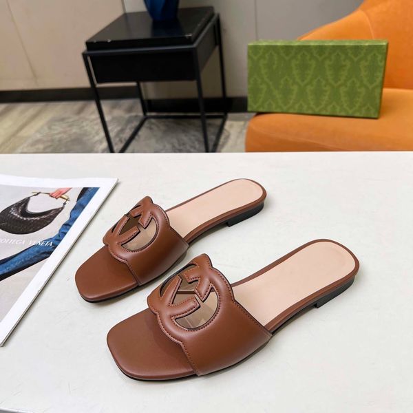 2023 fashion summer women slides jelly slippers sandals clear pvc rubber crystal sandal shoes retro platform flip flops men flat slide luxur, Black
2023 fashion summer women slides jelly slippers sandals clear pvc rubber crystal sandal shoes retro platform flip flops men flat slide luxur, Black