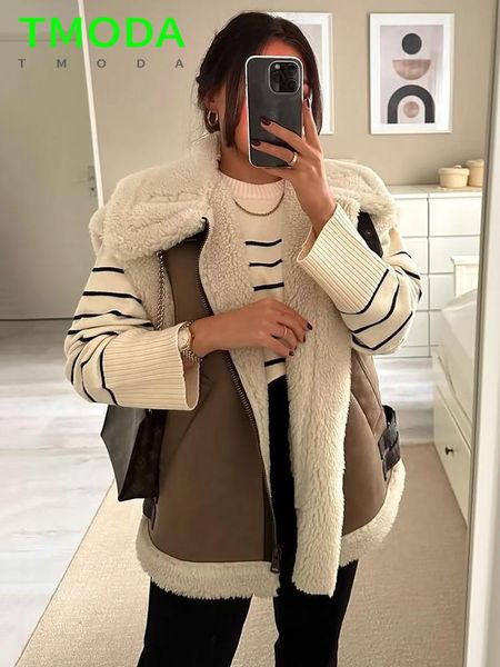 vests t moda 2022 winter women thick warm fleece jacket ladies fashion splice sleeveless waistcoat coat female chic warm vest outwear, Black;white
vests t moda 2022 winter women thick warm fleece jacket ladies fashion splice sleeveless waistcoat coat female chic warm vest outwear, Black;white