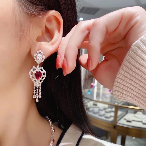 queen crown ruby diamond dangle earring 925 sterling silver wedding drop earrings for women promise engagement party jewelry, Golden;silver
queen crown ruby diamond dangle earring 925 sterling silver wedding drop earrings for women promise engagement party jewelry, Golden;silver