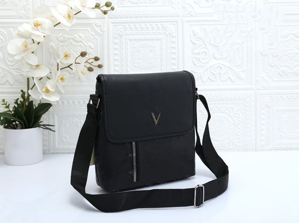 croissant men briefcase messenger bags district cross body bag school bookbag shoulder bag designes handbag sacoche purses
croissant men briefcase messenger bags district cross body bag school bookbag shoulder bag designes handbag sacoche purses