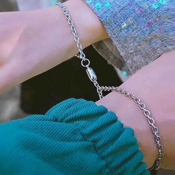 heart lock couple bracelet a pair of student girlfriends magnet wholesale, Golden;silver
heart lock couple bracelet a pair of student girlfriends magnet wholesale, Golden;silver