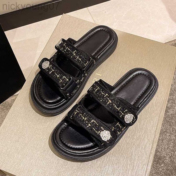 slippers 2023 luxury woman sandals ladies platform slippers designer slides outdoor casual beach hook loop slippers non slip flip flops y23, Black
slippers 2023 luxury woman sandals ladies platform slippers designer slides outdoor casual beach hook loop slippers non slip flip flops y23, Black