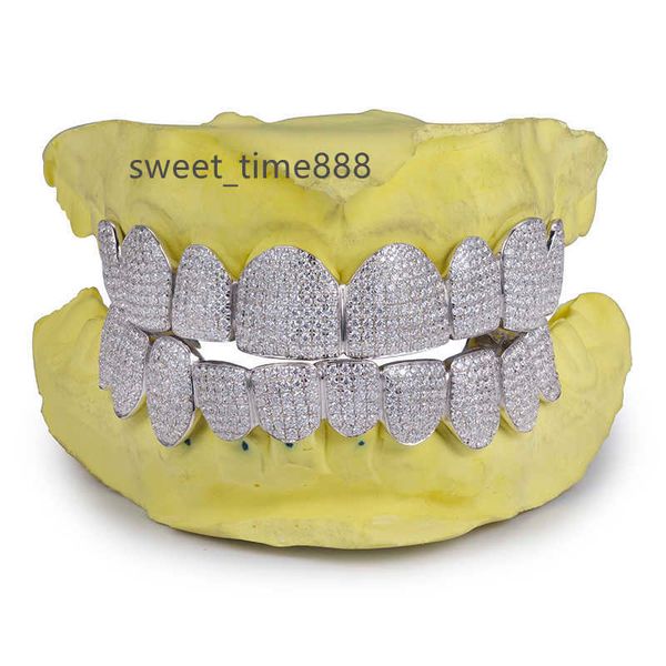 925 silver gold silver-plated hip hop teeth grill all iced out micro paved men custom iced out moissanite teeth grillz, Golden
925 silver gold silver-plated hip hop teeth grill all iced out micro paved men custom iced out moissanite teeth grillz, Golden