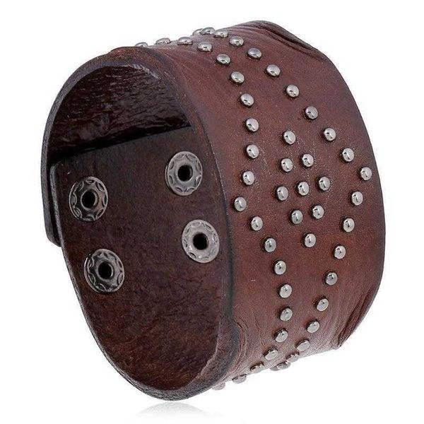 ornament retro style cattle leather bracelet creative simple mens punk, Golden;silver
ornament retro style cattle leather bracelet creative simple mens punk, Golden;silver