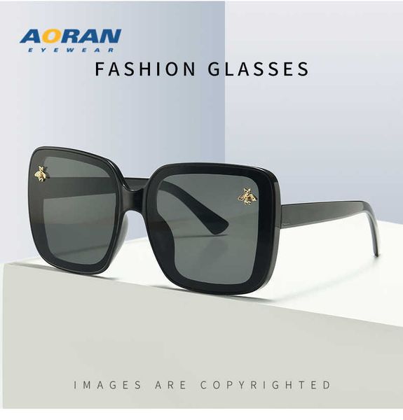 2023 new honeybee personality fashion square dazzle color men's and women's sunglasses, White;black
2023 new honeybee personality fashion square dazzle color men's and women's sunglasses, White;black