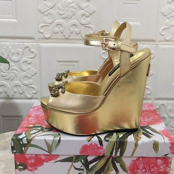 quality sandals crystal diamond versatile perfect style catwalk dinner dresses nightclub high heels, Black
quality sandals crystal diamond versatile perfect style catwalk dinner dresses nightclub high heels, Black