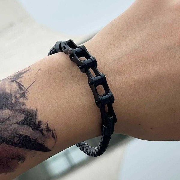 export non mainstream leather bracelet chains black piano paint bicycle chain mens pu
export non mainstream leather bracelet chains black piano paint bicycle chain mens pu