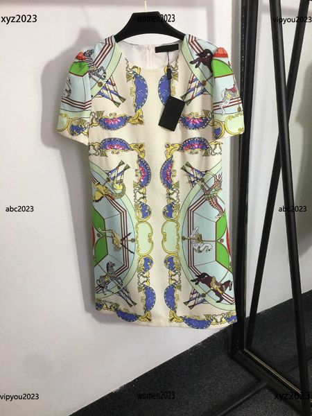 plus size woman designer dress round neck short sleeved dress size s-xl diamond inlaid design skirt new product may06, Black;gray
plus size woman designer dress round neck short sleeved dress size s-xl diamond inlaid design skirt new product may06, Black;gray